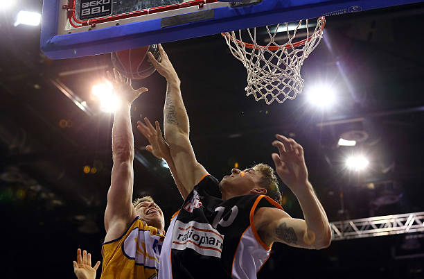 本地足球的 本地足球的