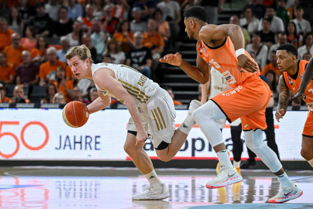 不仅要控制 不仅要控制