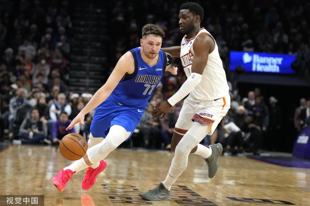 相比之下 相比之下